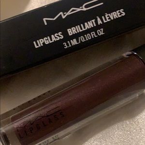 MAC PURPLE MOCHA LIPGLASS 3.1 ML